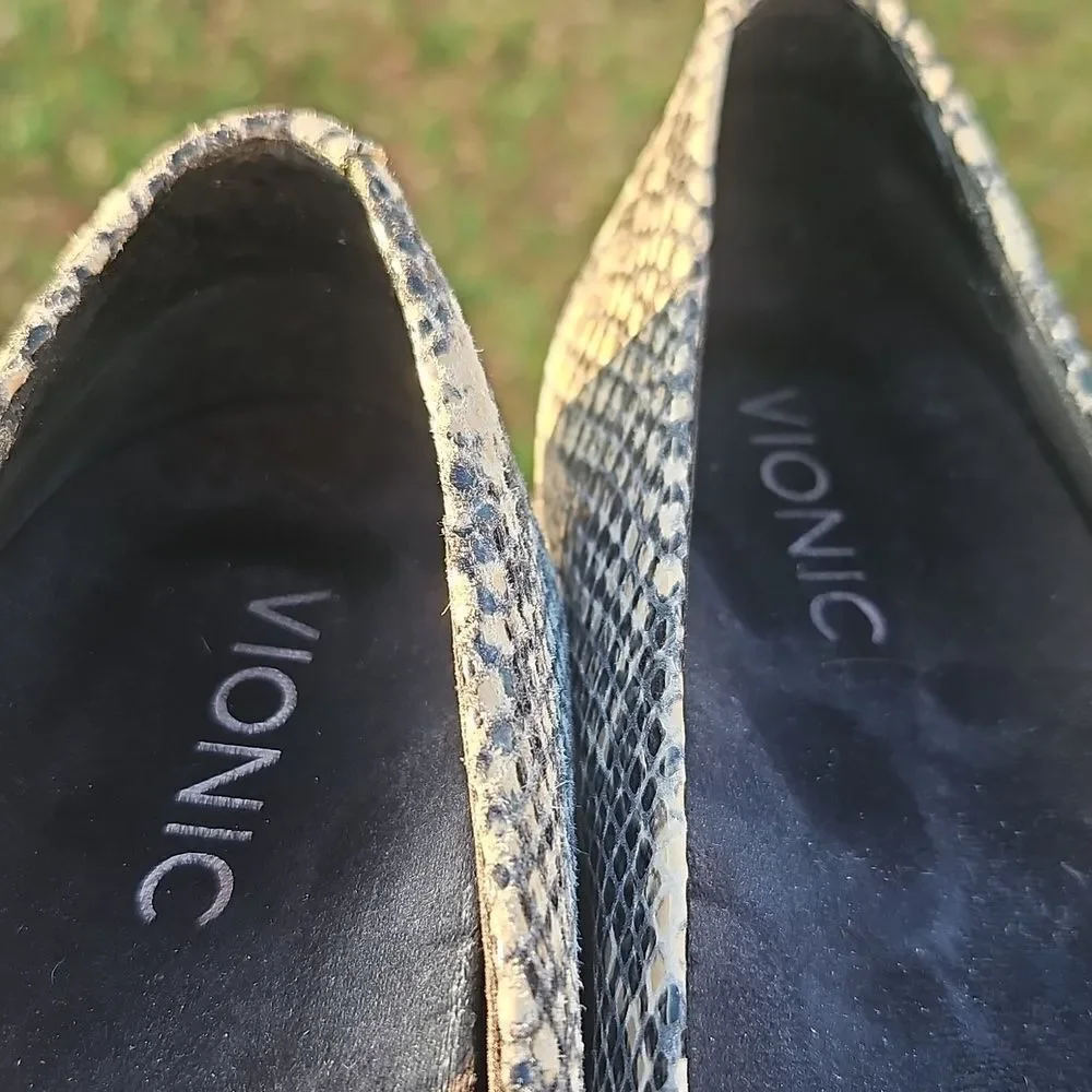 Vionic caballo snakeskin